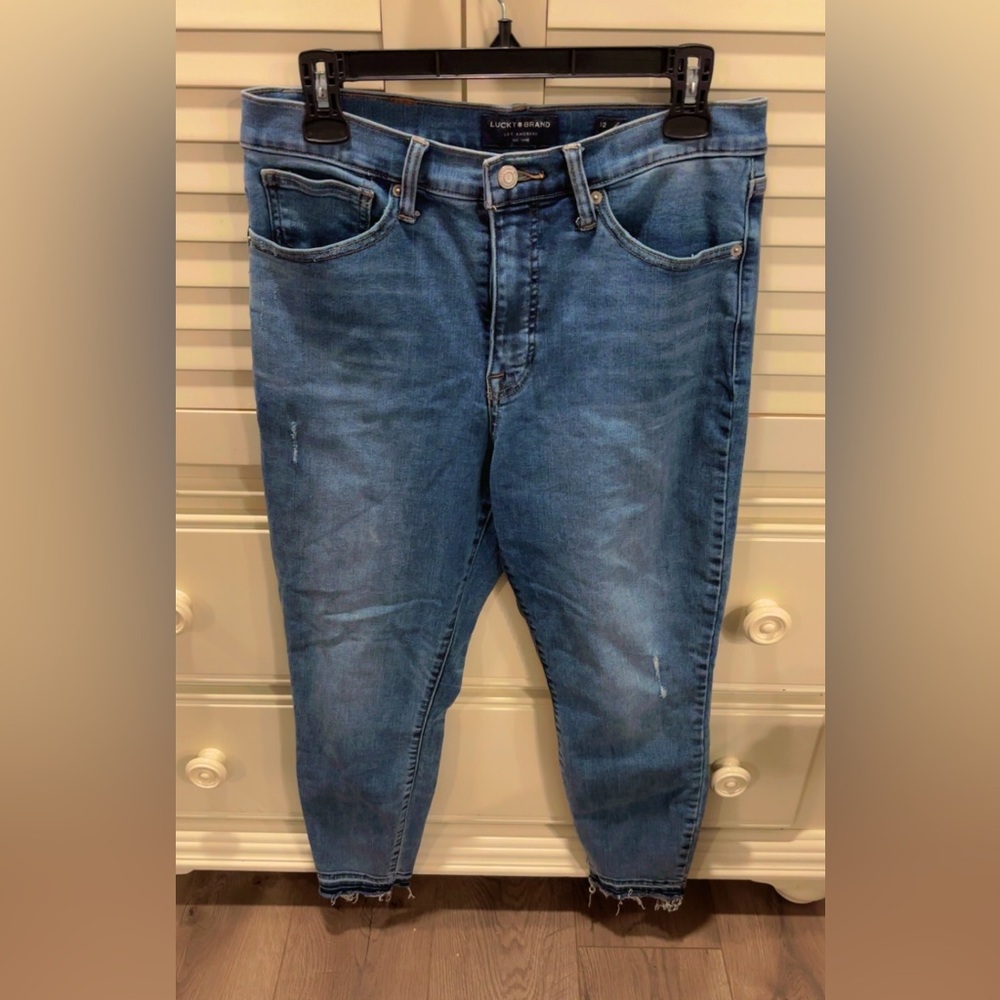 Lucky Brand Blue Capris Jeans with Distressed Look